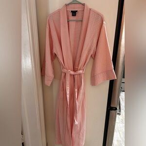 Natori Light Pink Waffle Knit Robe NWOT